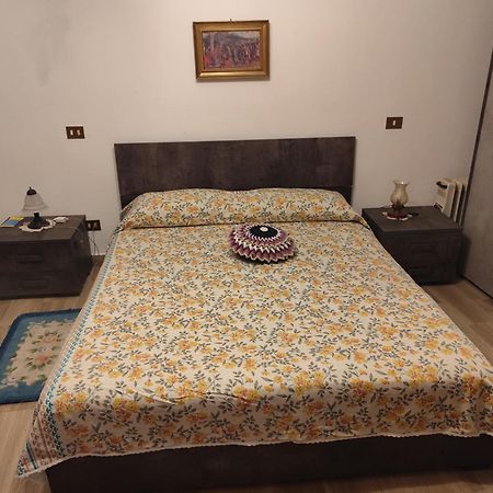 Villa Casa In Antico Borgo Medievale A Tarano Ri, Via Giacomo Leopardi, 15 Extérieur photo
